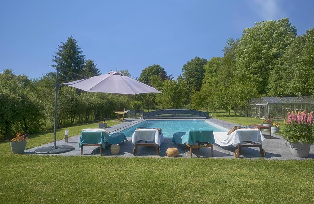 Le Logis Du Regisseur Bed & Breakfast Charny-Oree-de-Puisaye Exterior photo